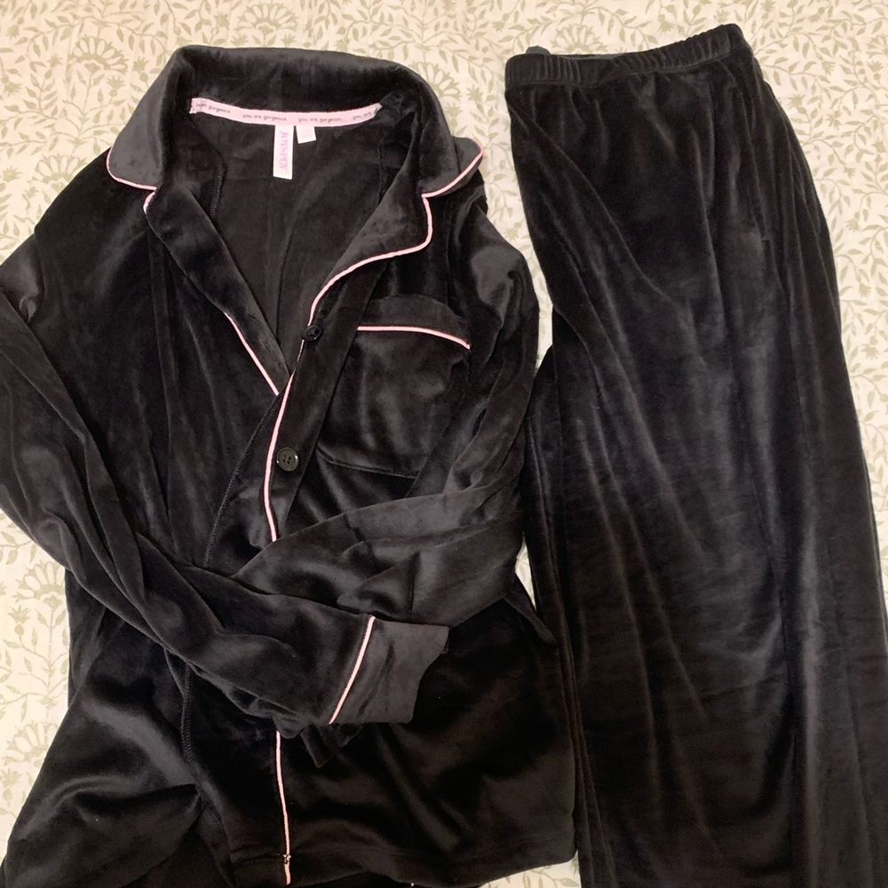 Velour Joy Spun  Pajamas Size L